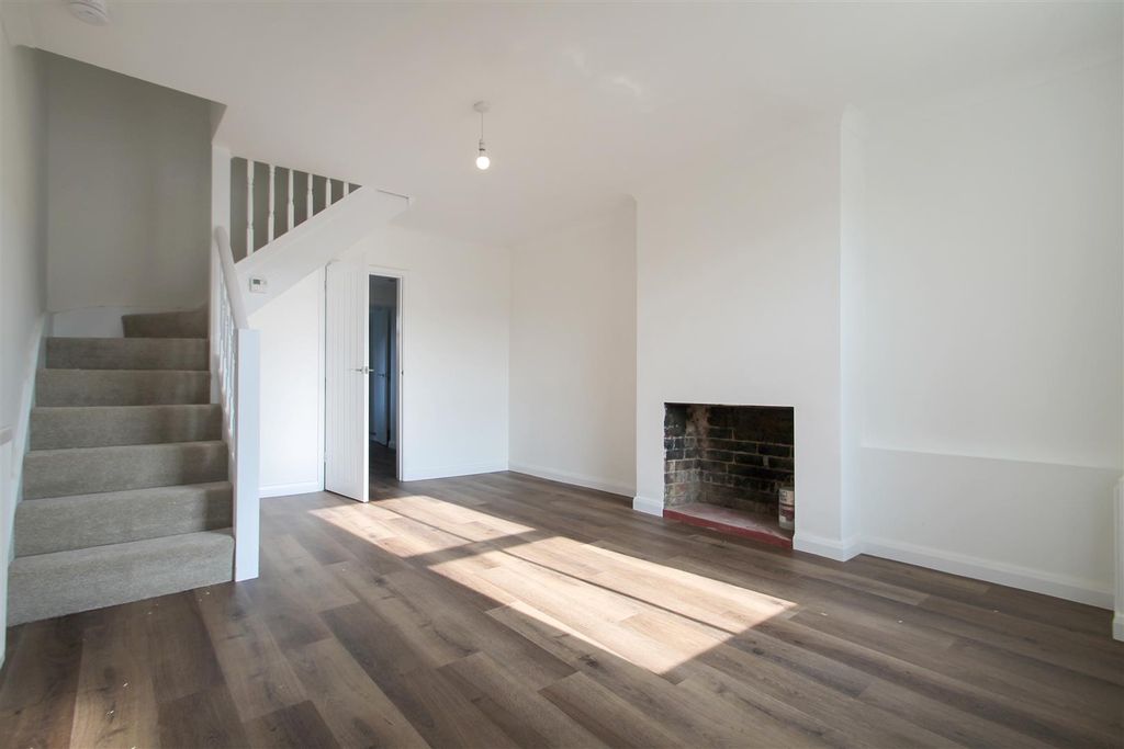 Property photo 2 of 21 Img_7102.Jpg