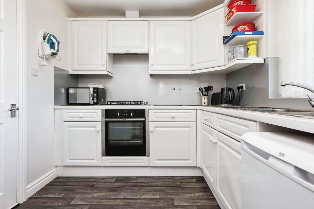 Property photo 2 of 15 Photography