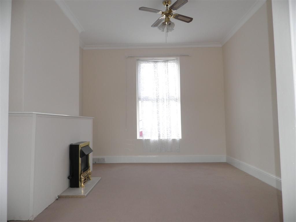 Property photo 2 of 6 Living Room