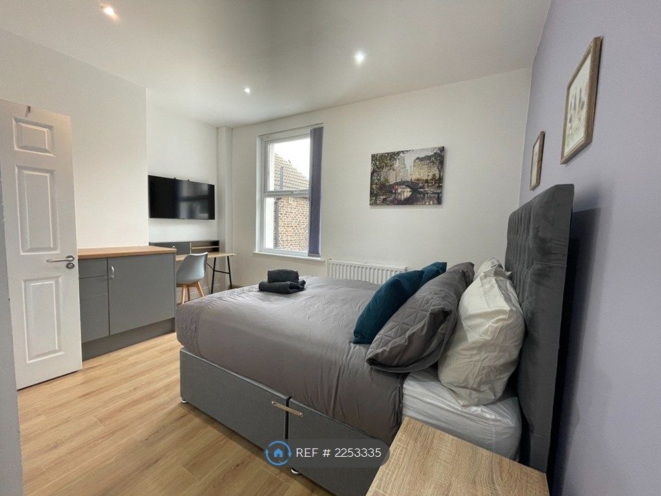 Property photo 1 of 4