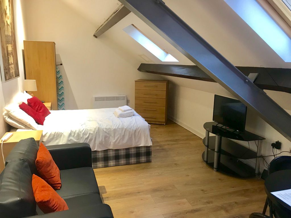 Property photo 1 of 4