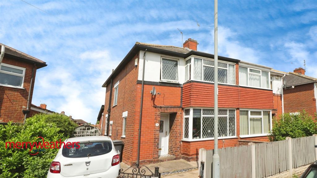 Property photo 1 of 9