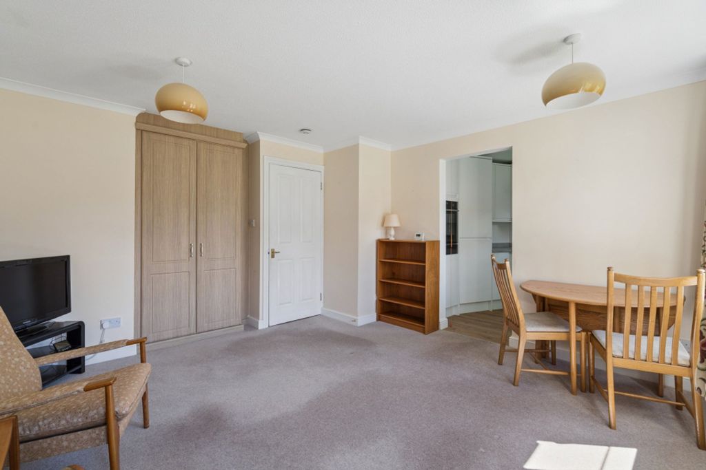 Property photo 3 of 22