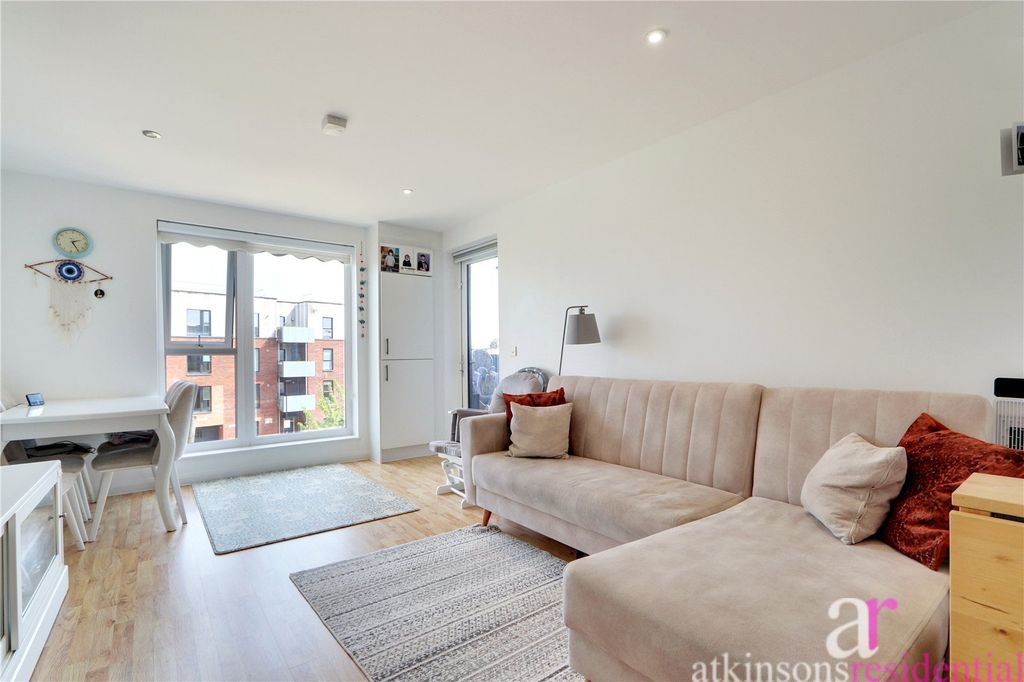 Property photo 2 of 13 Picture No. 08