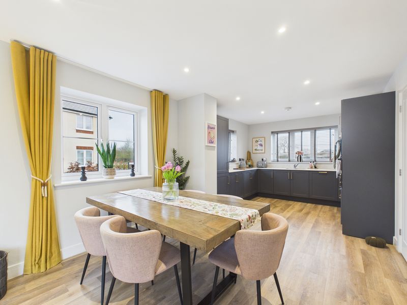 Property photo 2 of 30 Photo 21