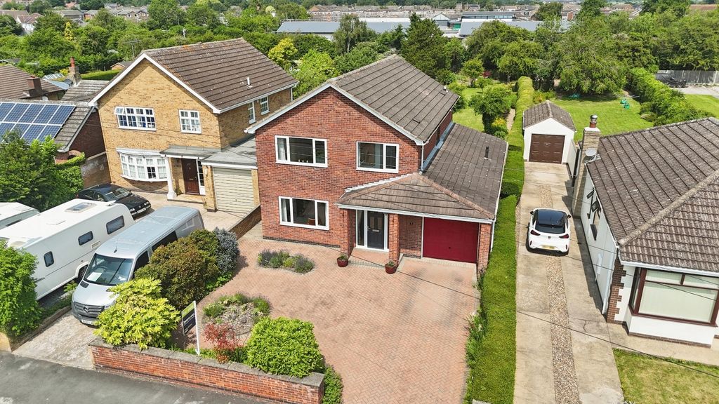 Property photo 2 of 23 3160506