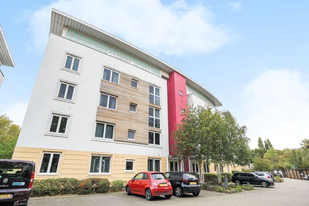 Property photo 1 of 18 Picture No. 21