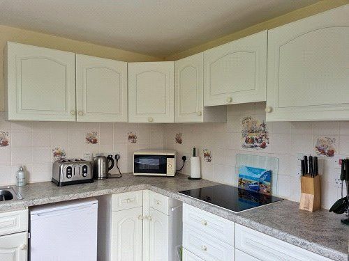 Property photo 2 of 14 Kitchen