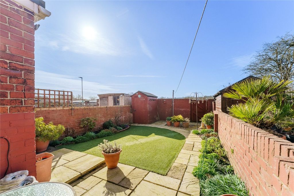 Property photo 2 of 25 Picture No. 42