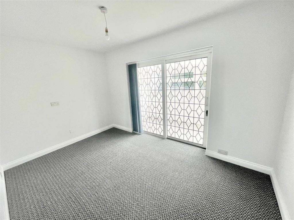 Property photo 3 of 17 Img_0338.Jpeg