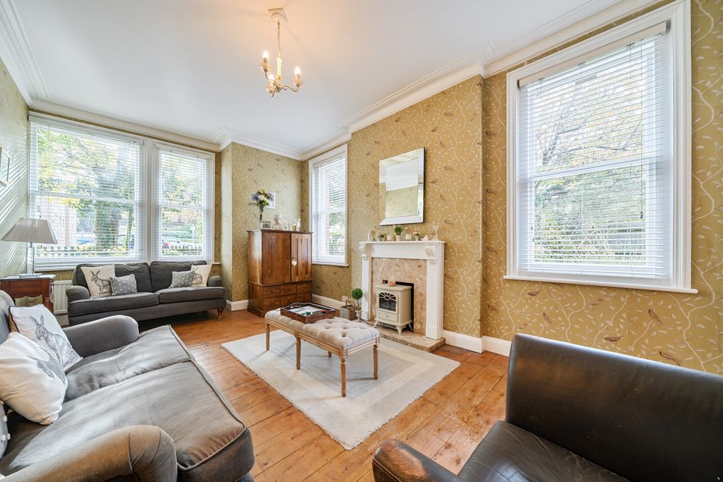 Property photo 2 of 32 Reception Room