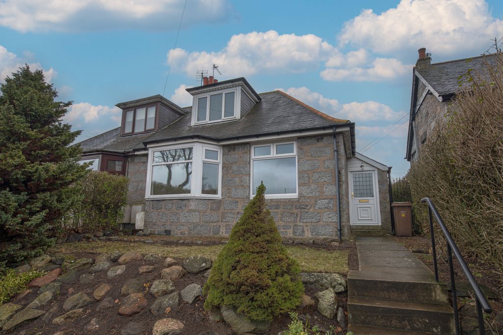 Property photo 1 of 13 Exterior