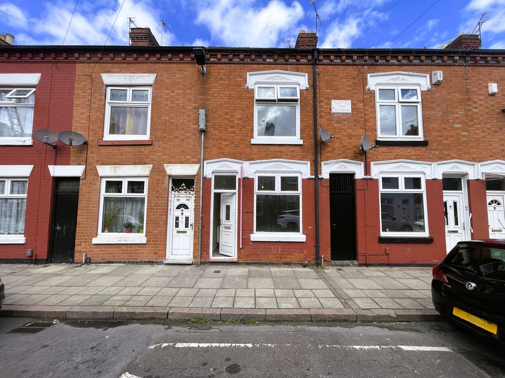 Property photo 1 of 9 Front