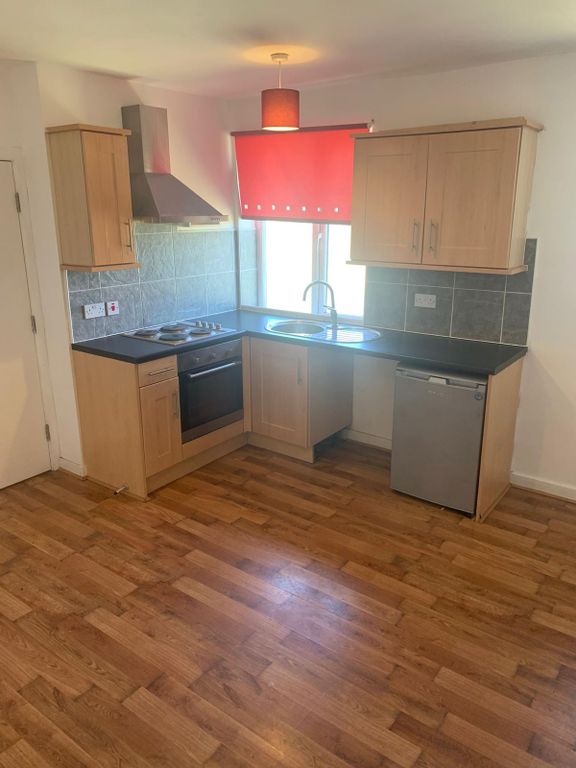 Property photo 3 of 8