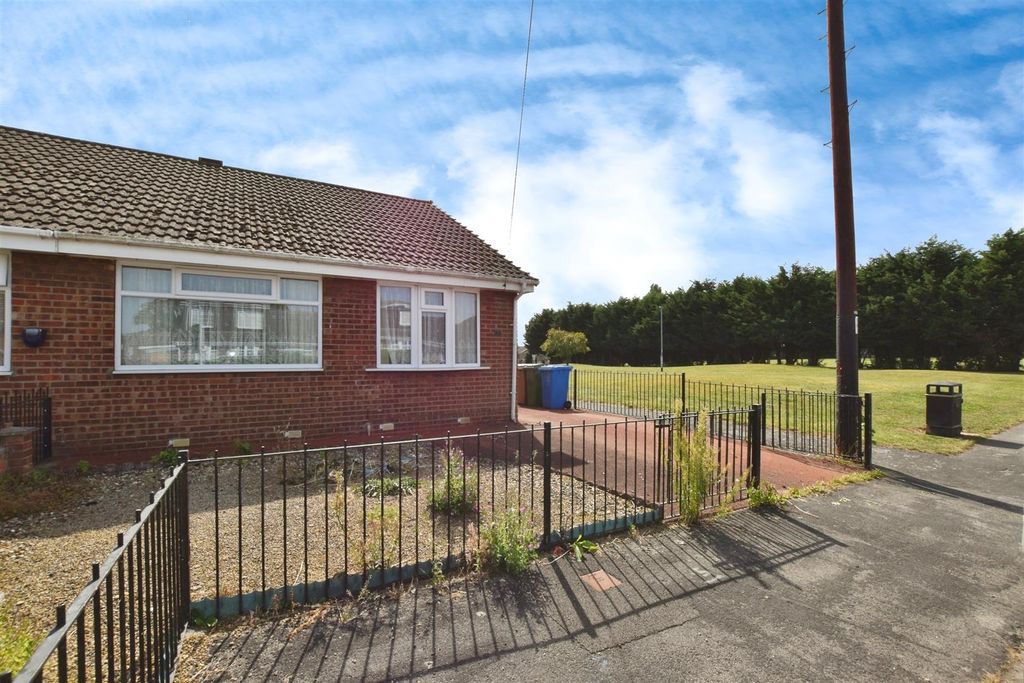 Property photo 1 of 18 Bdc780Eb-Front.Jpg