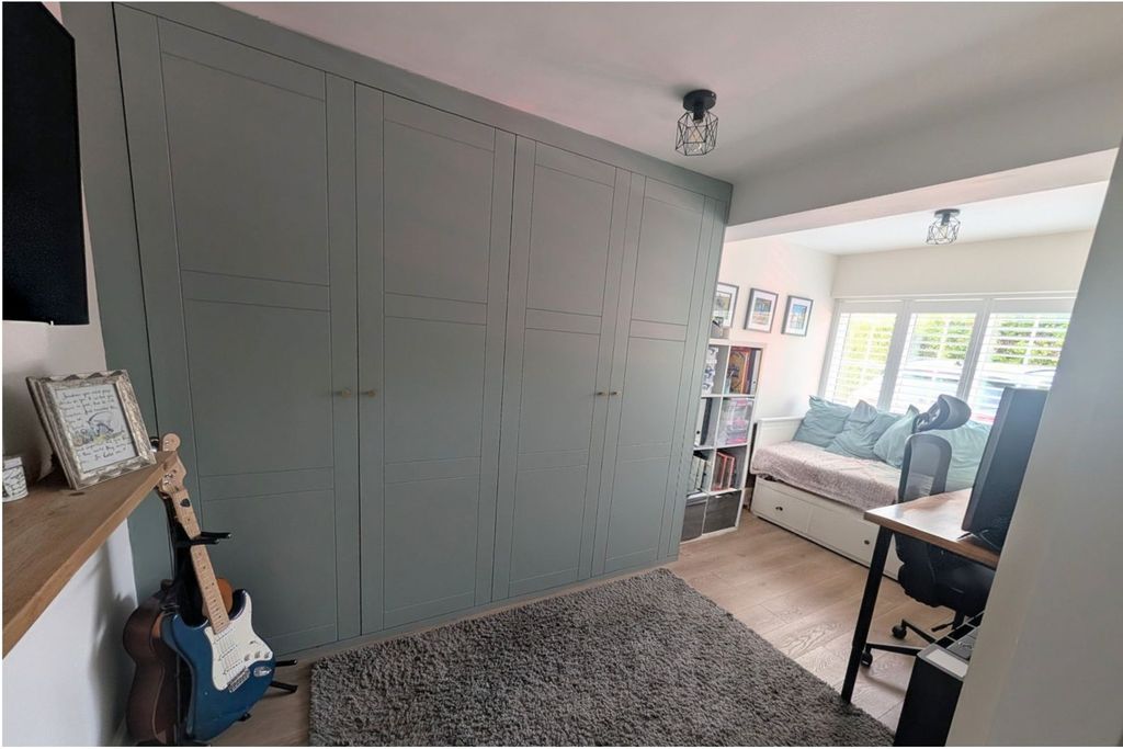 Additional image 13 of 4 bed detached house for saleLinnet Close, Littlehampton BN17