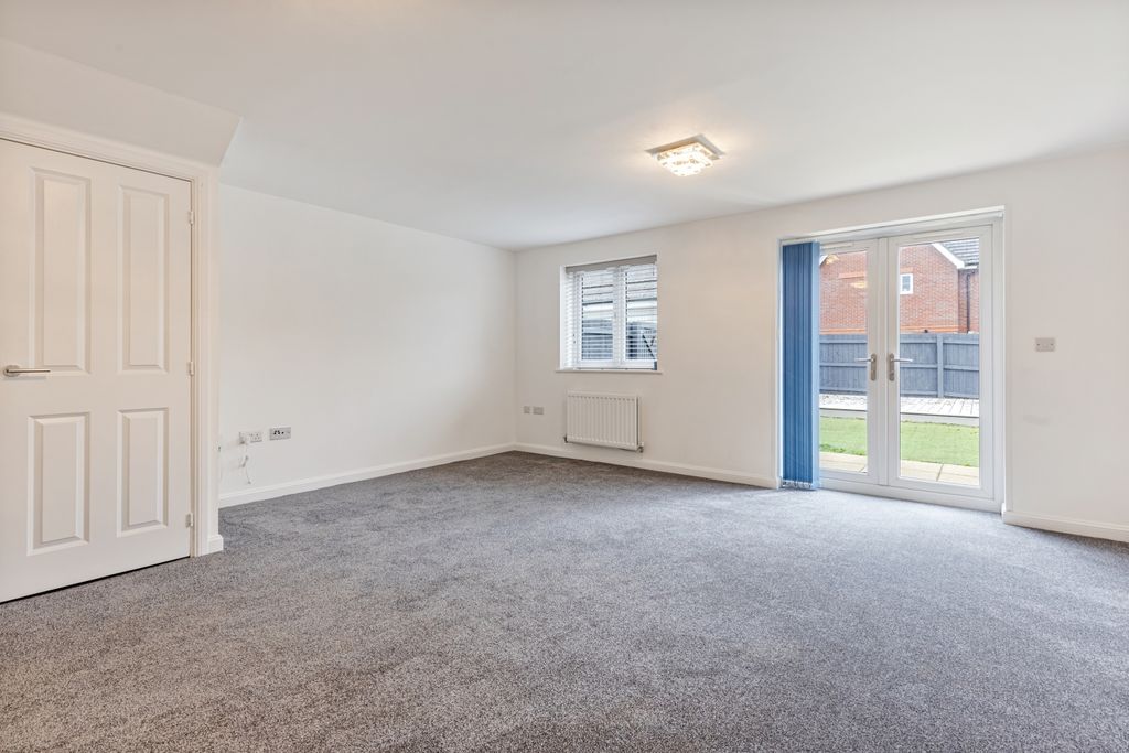 Property photo 3 of 12 A09 - 72 Mimosa Way Paignton - 251022