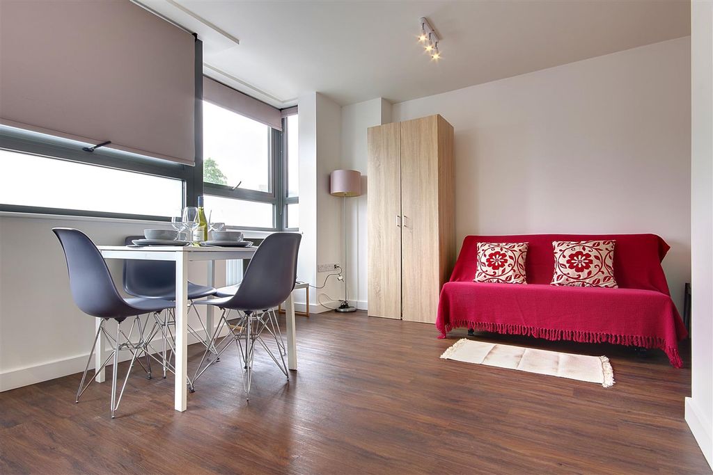 Property photo 3 of 12 Apt9 C.Jpg