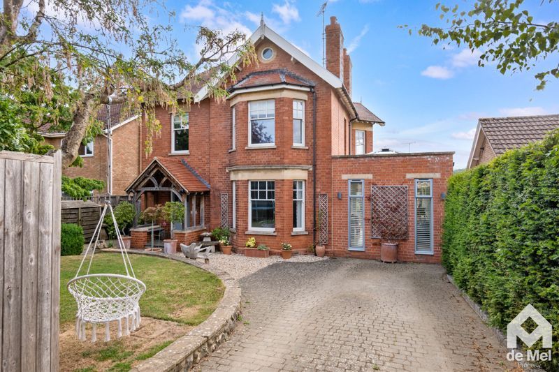 Property photo 1 of 28 Photo 26