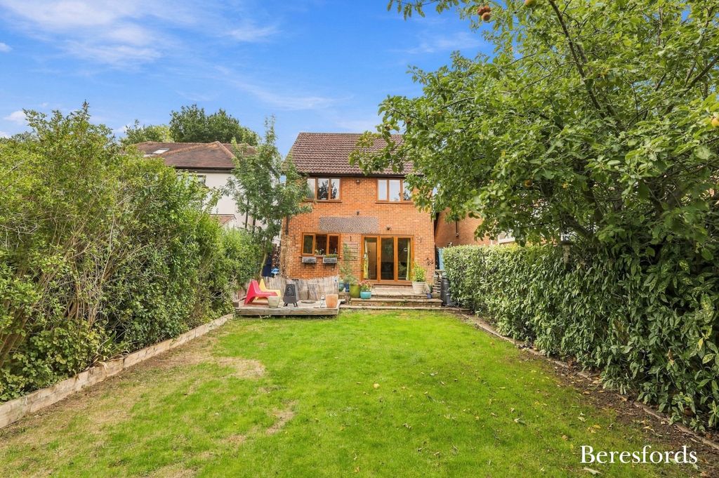 Property photo 2 of 21 Picture No. 30