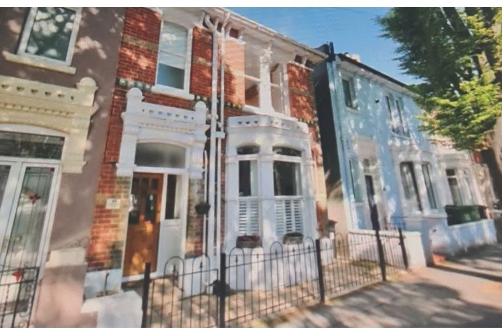 Property photo 1 of 14 Front