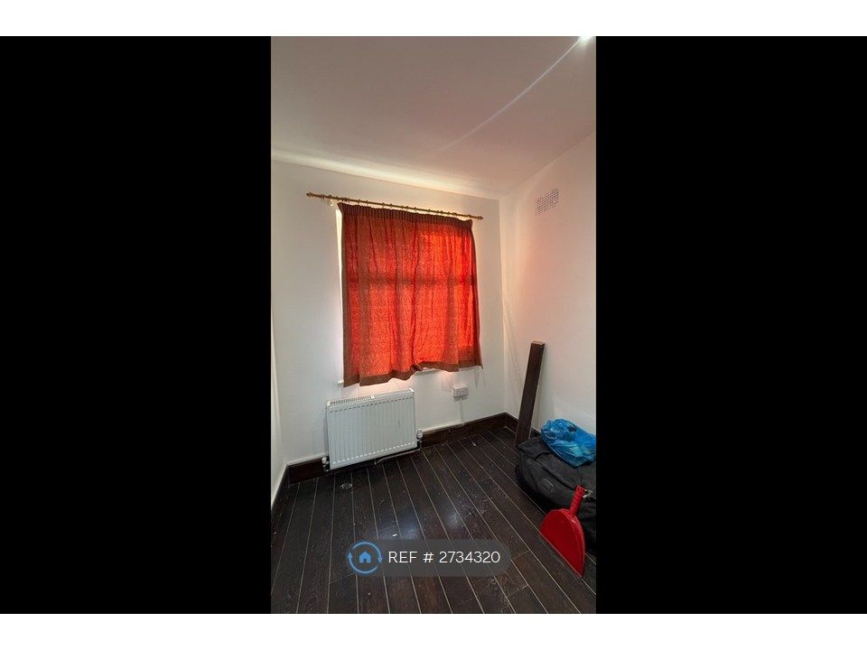 Property photo 2 of 26