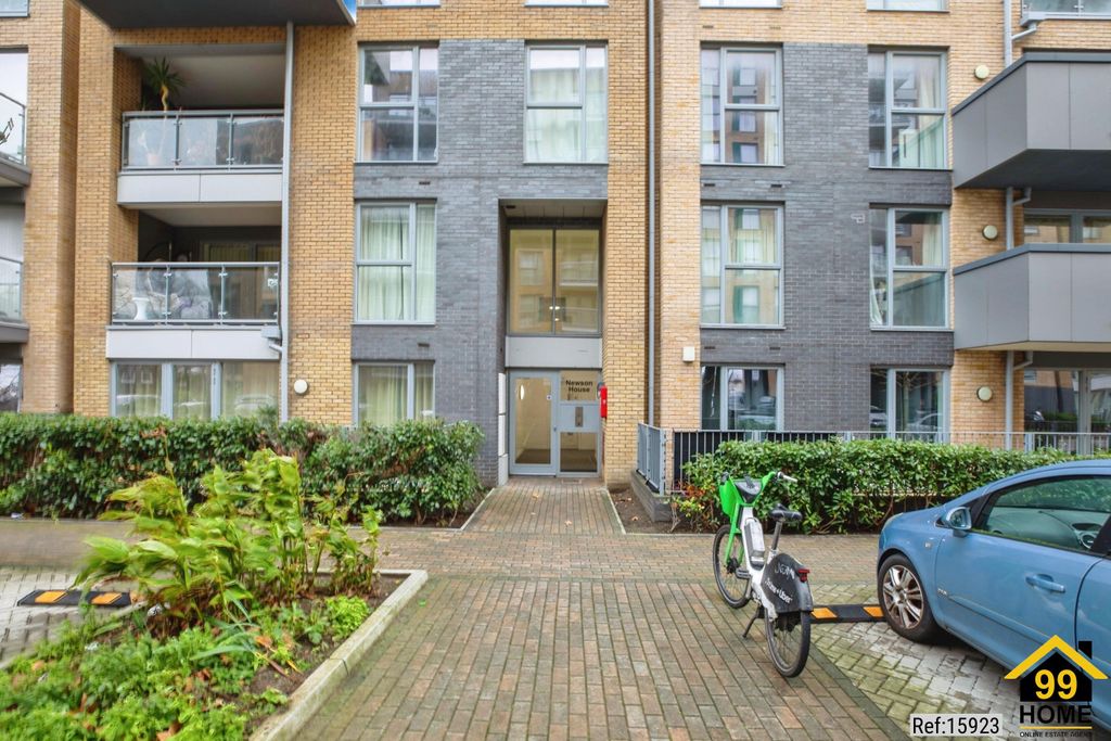 Property photo 2 of 20 Photo 1