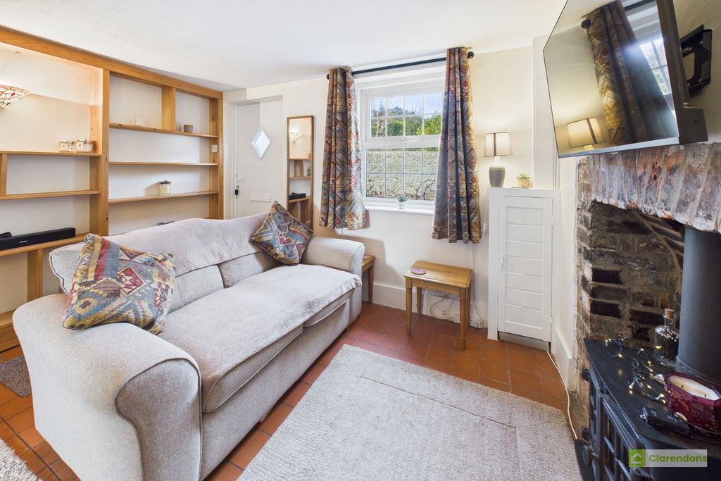 Property photo 2 of 14 Cam02528G0-Pr0427-Still001