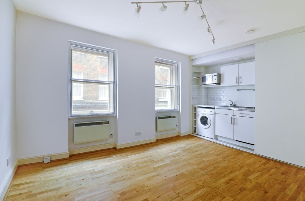 Property photo 1 of 9 940442