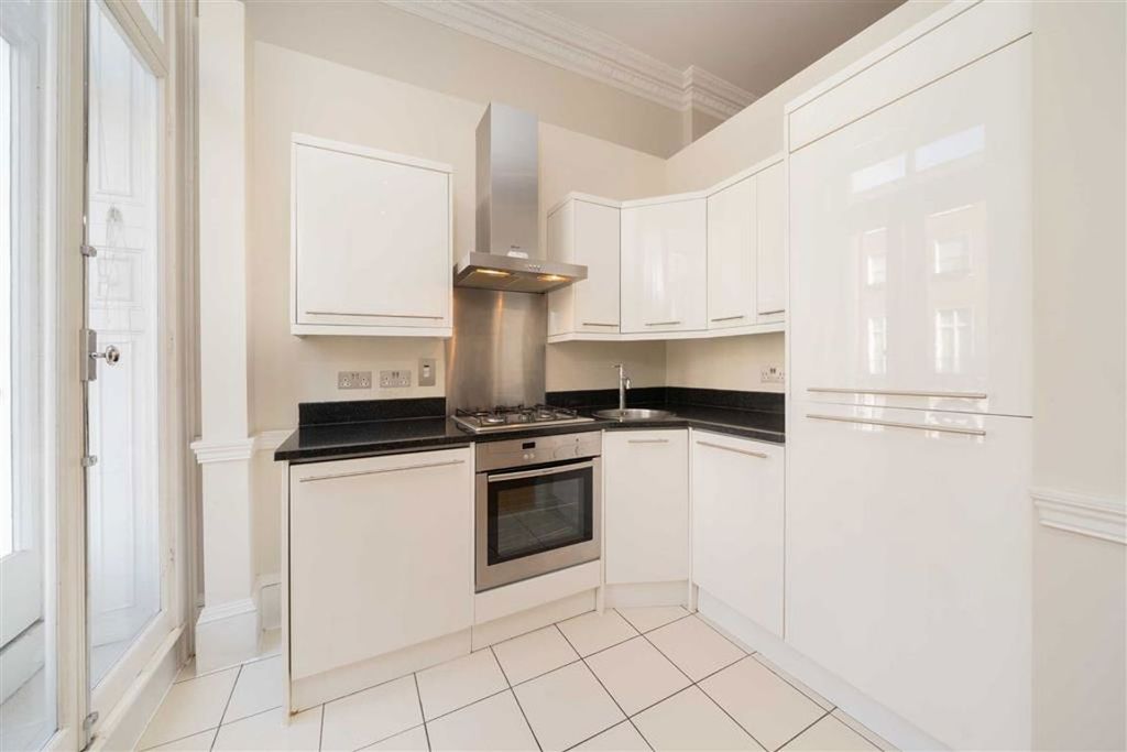 Property photo 3 of 4
