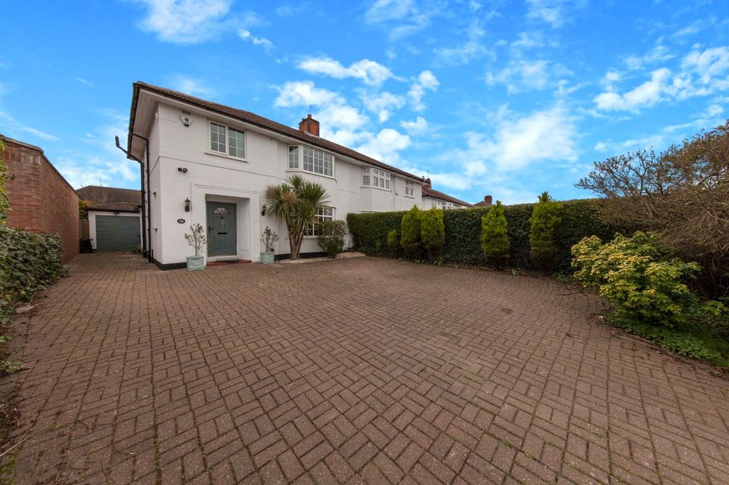 Property photo 1 of 12 Picture No. 18