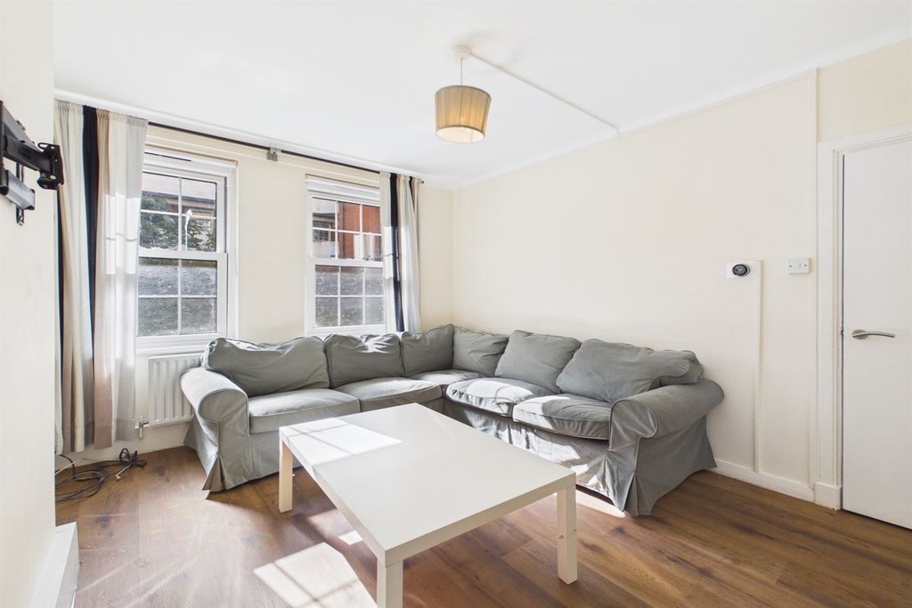 Property photo 1 of 12 Floor Plan