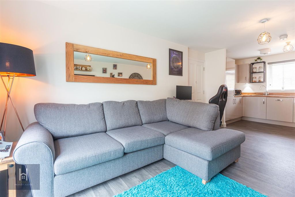 Property photo 3 of 21 Img_8812.Jpg