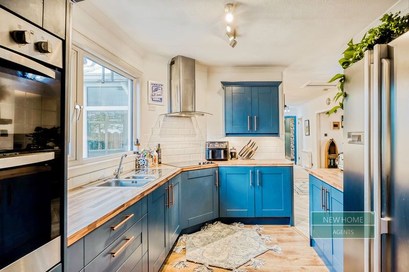 Property photo 3 of 20 Photo 3