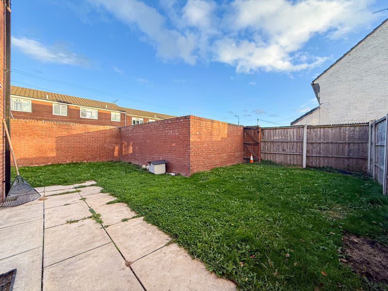 Property photo 3 of 18 Photo 16