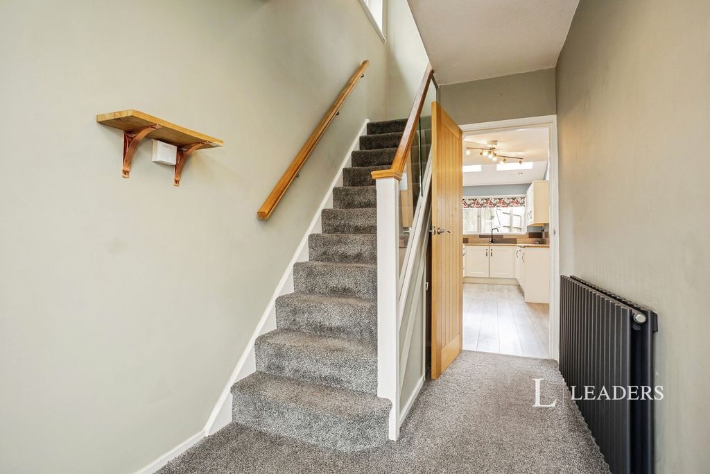 Property photo 2 of 27 Pbox-Img.Jpg