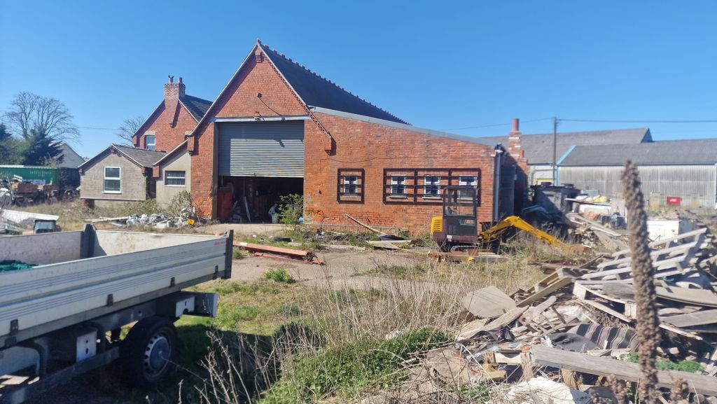 Property photo 1 of 10