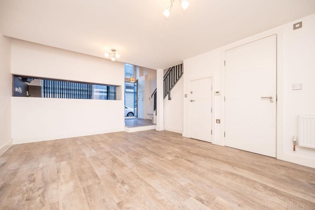 Property photo 3 of 16 Clivelandstreetloft-11.Jpg