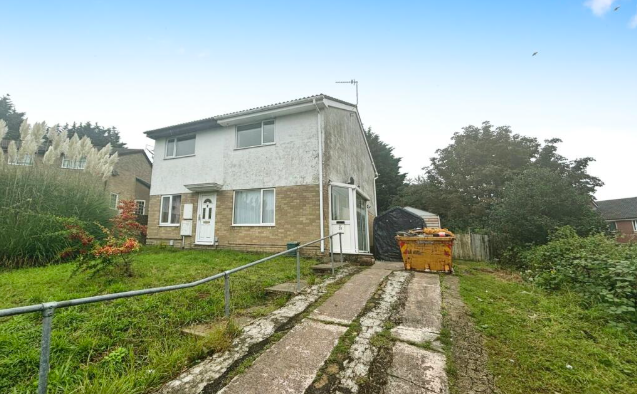 Property photo 1 of 12