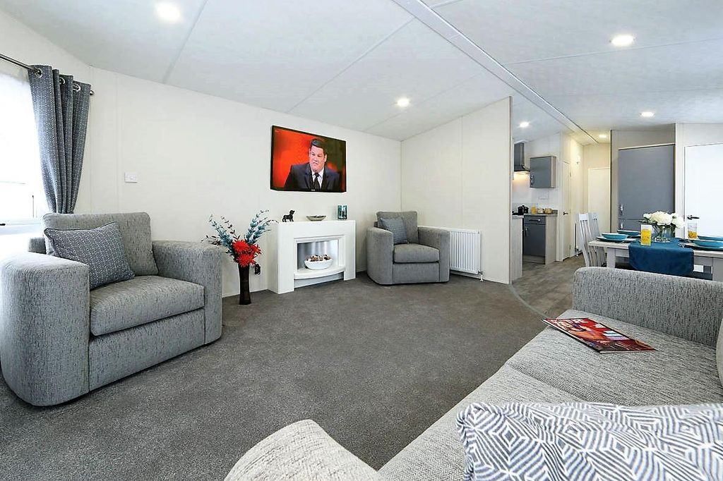 Property photo 2 of 9 Lounge Area