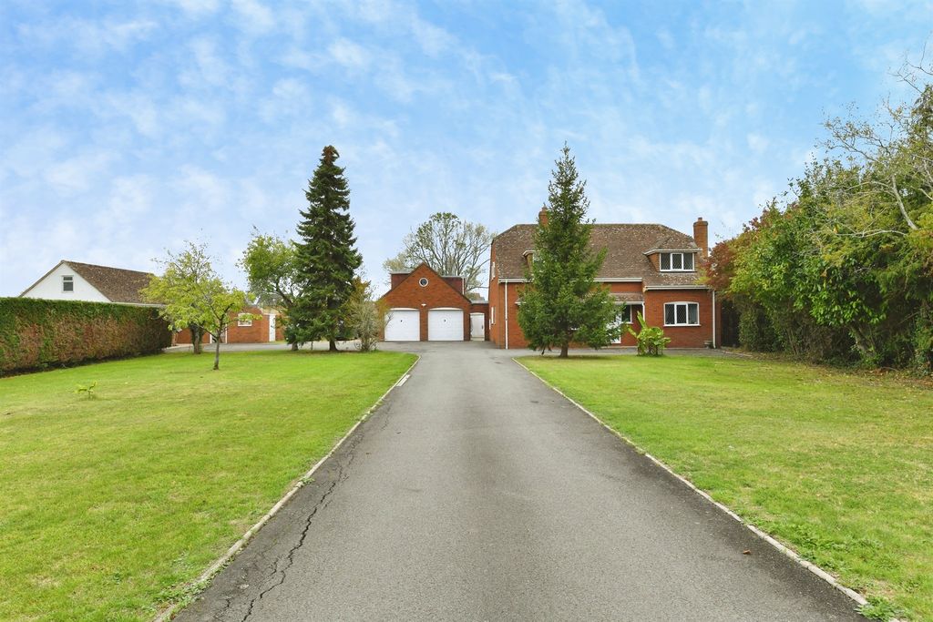 Property photo 1 of 23