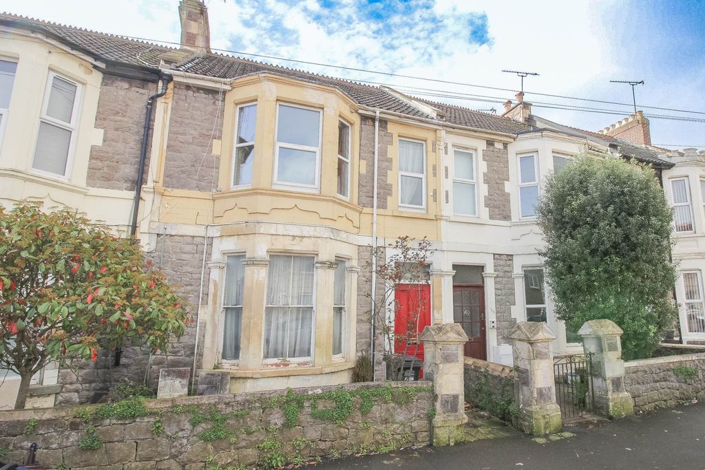 Property photo 1 of 7