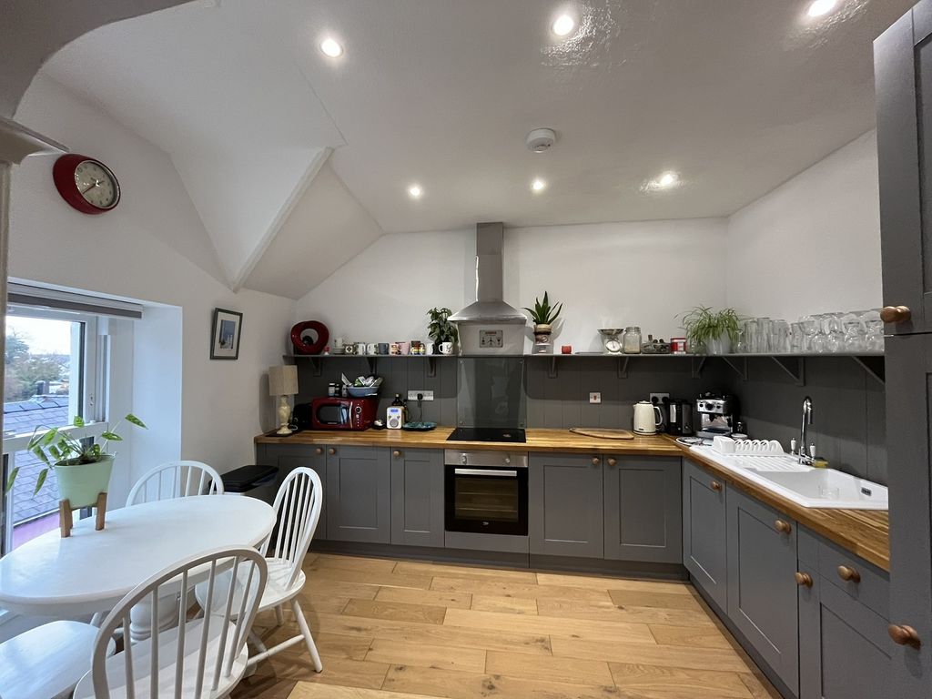 Property photo 2 of 13 Not Specified