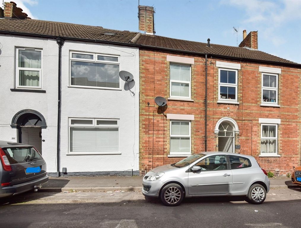 Property photo 1 of 4