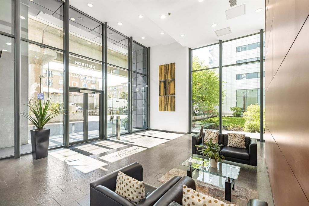 Property photo 2 of 2