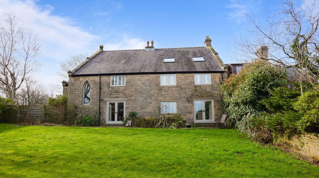 Property photo 2 of 66