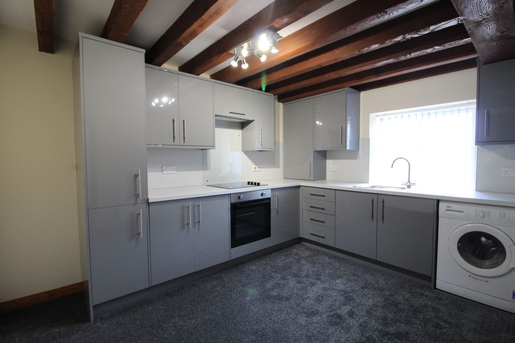 Property photo 3 of 10 0 General