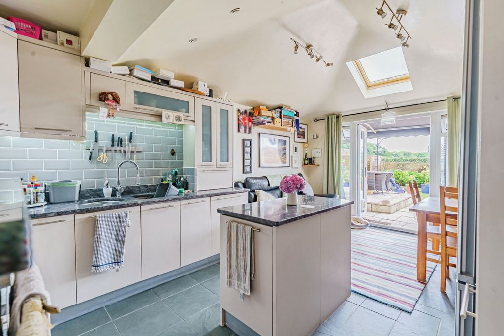 Property photo 2 of 18 Open Plan Kitchen