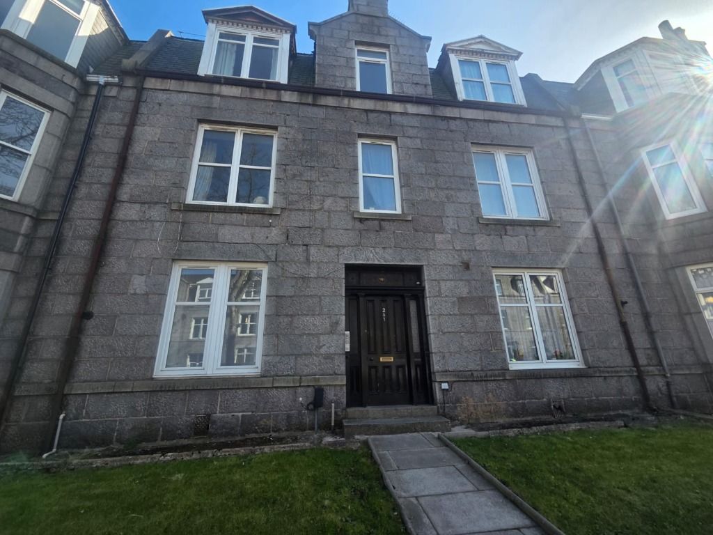 Property photo 1 of 8 Photo 1