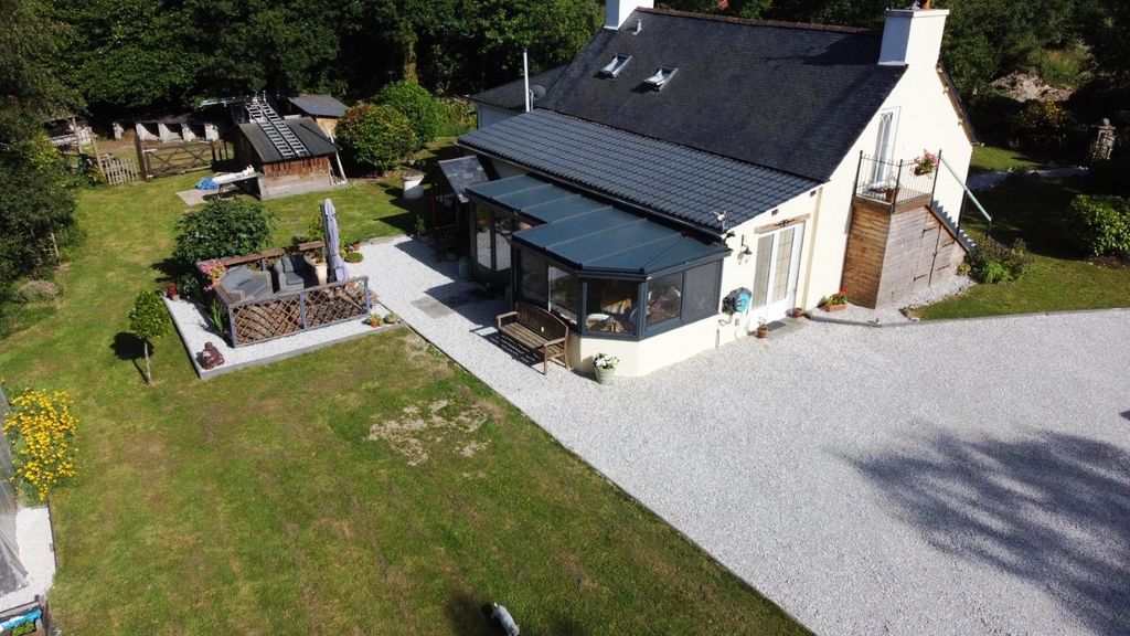 Property photo 3 of 33